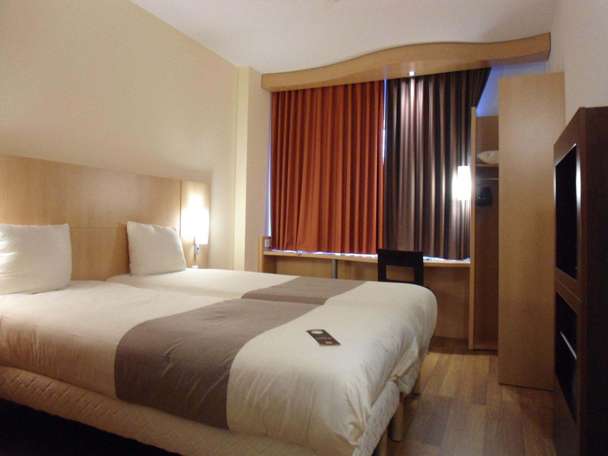 Ibis Centre